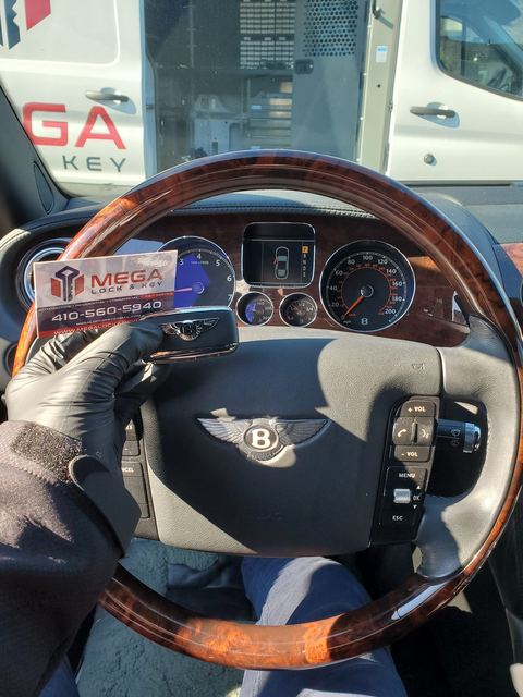 Bentley interior during key programming